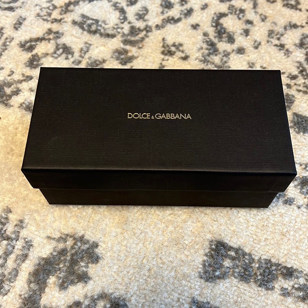 Dolce & Gabbana sunglasses box